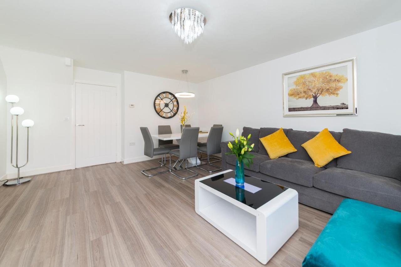 Greenfield Modern 3Br Home - Southcote Lane , 독서 외부 사진