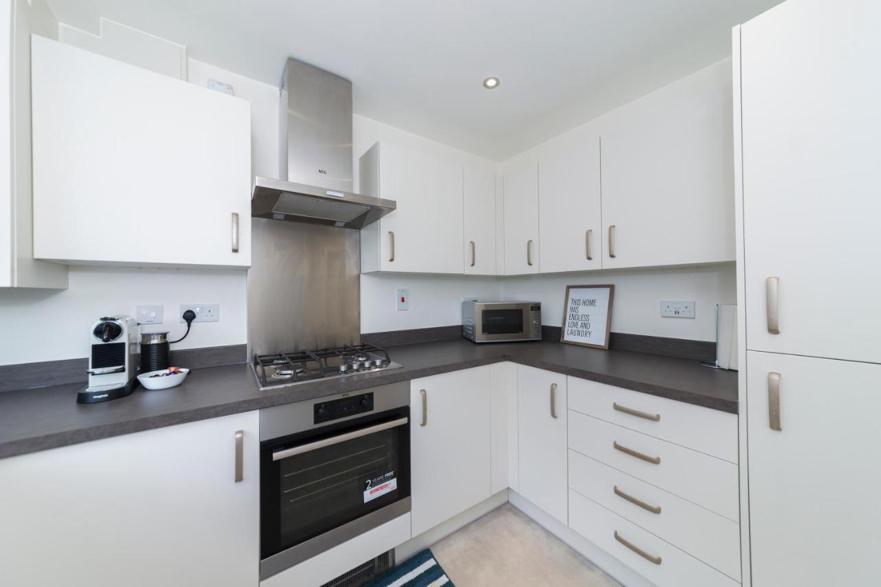 Greenfield Modern 3Br Home - Southcote Lane , 독서 외부 사진