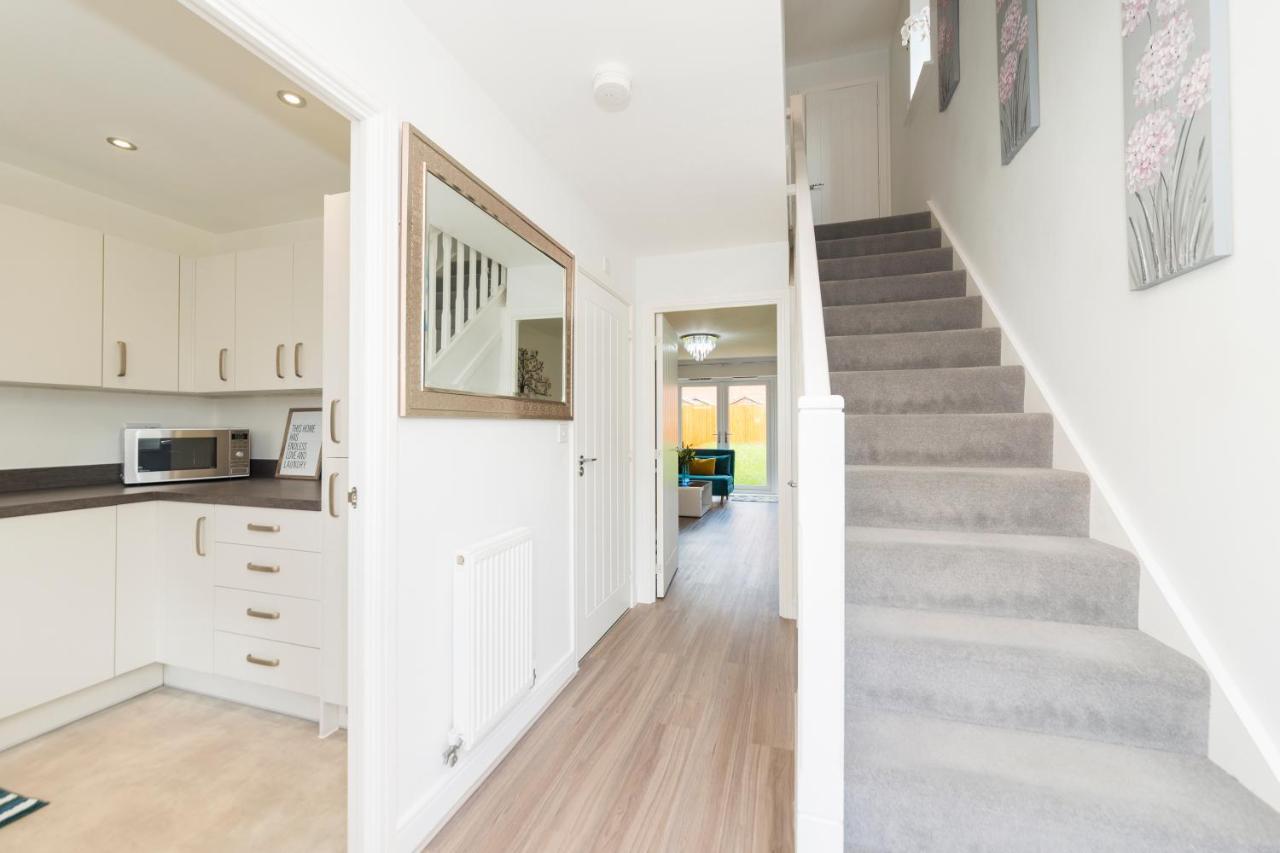 Greenfield Modern 3Br Home - Southcote Lane , 독서 외부 사진